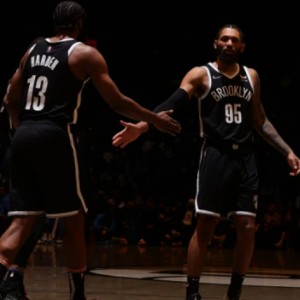 亚历山大准三双掌控节奏,雷霆末节发力擒下爵士