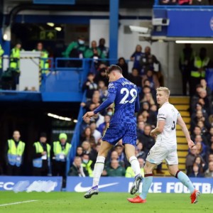 伯恩利逼平切尔西展现顽强保级斗志